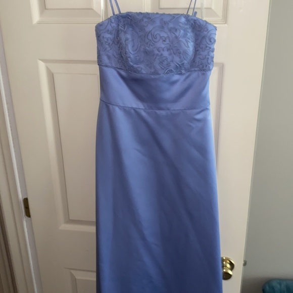 Size 2 Periwinkle dress from David’s Bridal. Wore once I have cleaned the dress - Picture 3 of 14